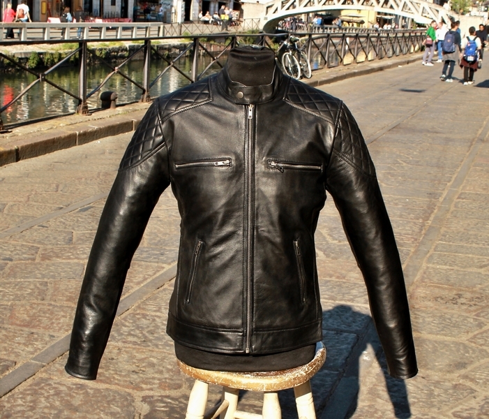 Leather jacket style belstaff  Guendj biker cafe 