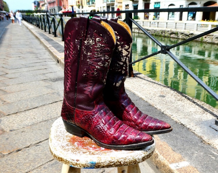 Vintage leather boots crocodile bordeaux