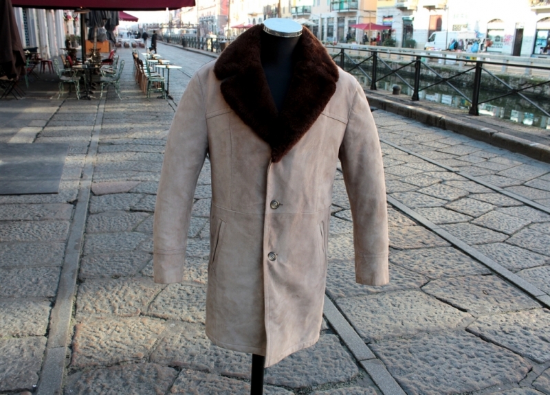 Beige shearling coat size XL 50