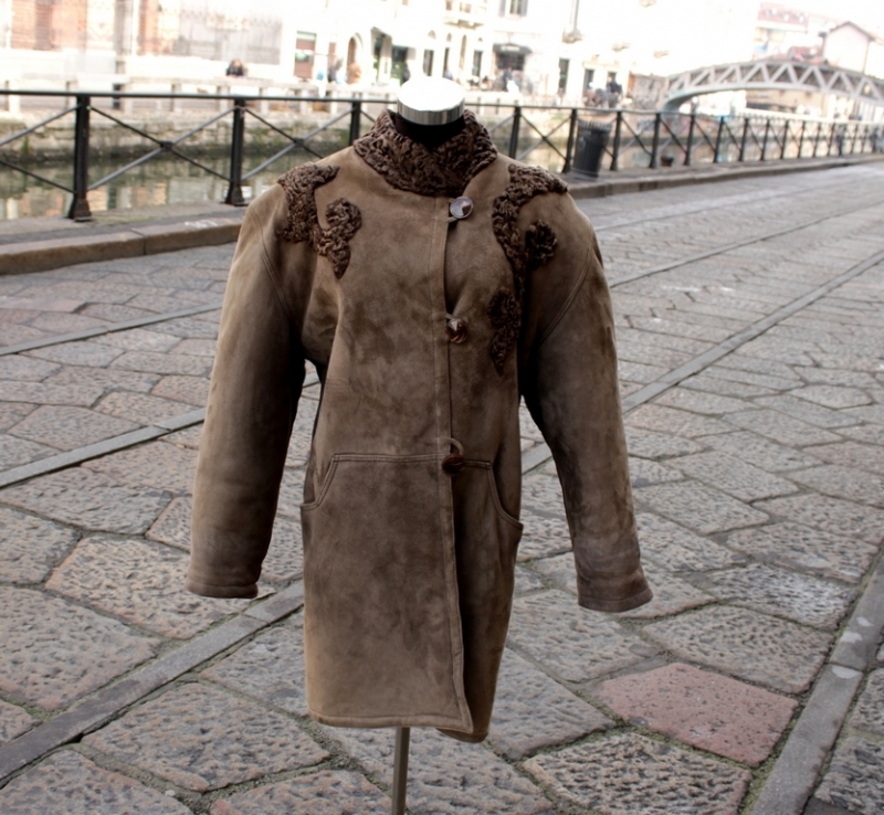 Cappotto montone shearling rifiniture in astrakan 