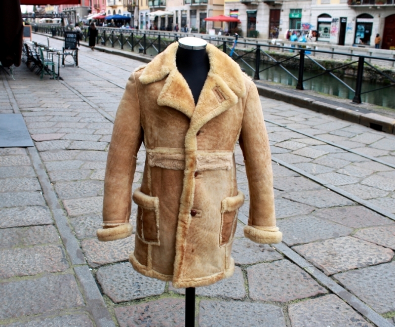 Vintage shearling coat size L 