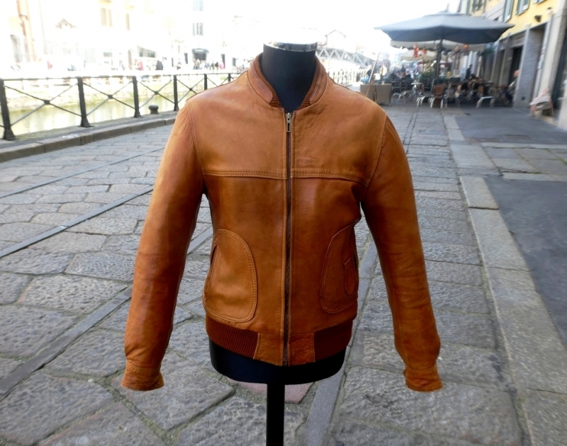 Bomber vintage leather jacket size M