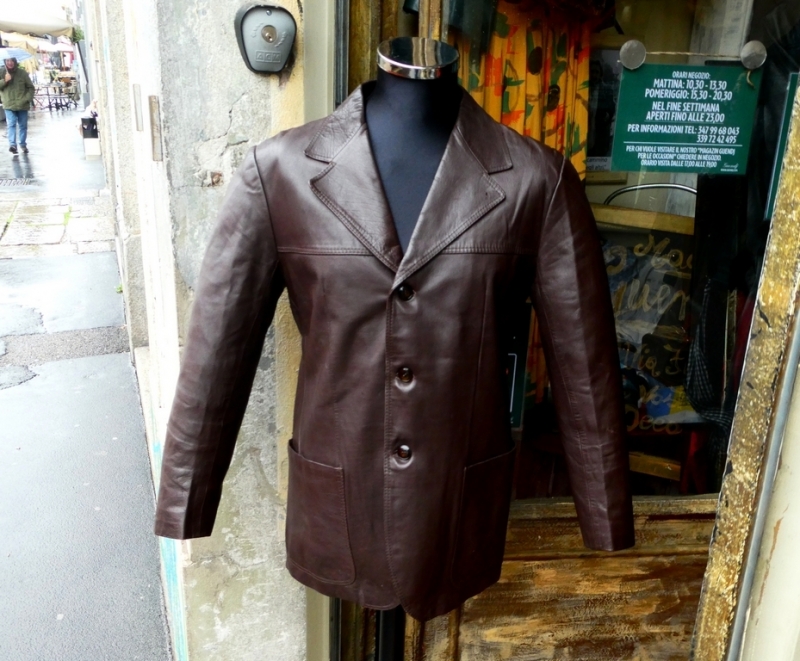Vintage leather jacket size M