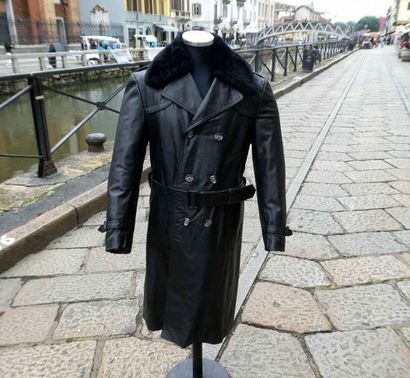 Vintage leather coat padded size XL