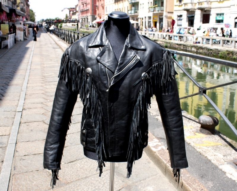 Giubbotto chiodo pelle con frange frangiato biker 