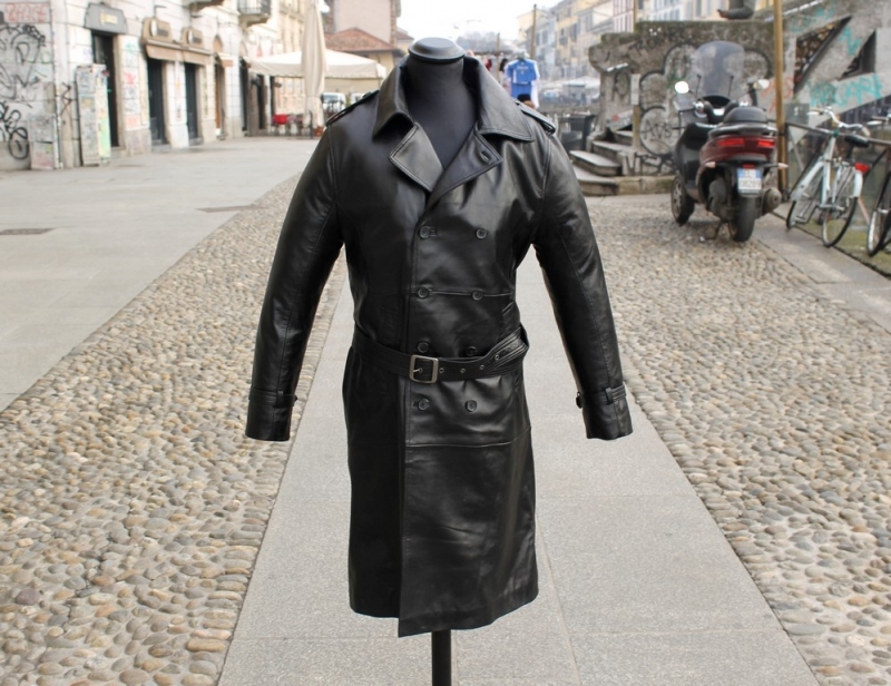 Trench pelle nero replica anni 70 nuovo taglia S  