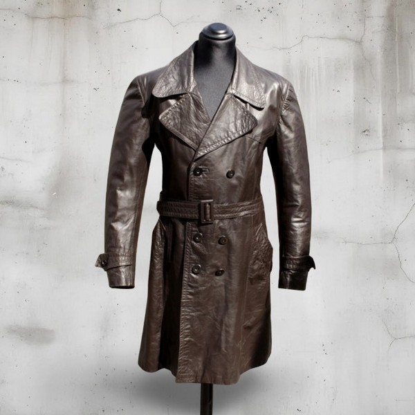 Vintage brown leather coat size L