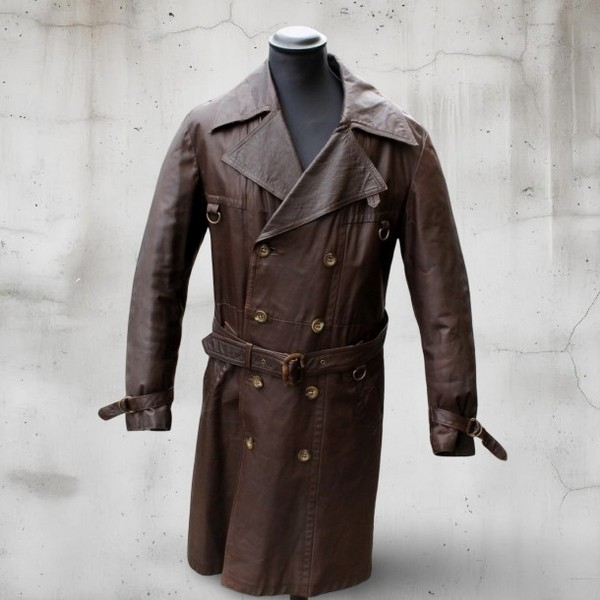 Brown vintage leather coat size L 