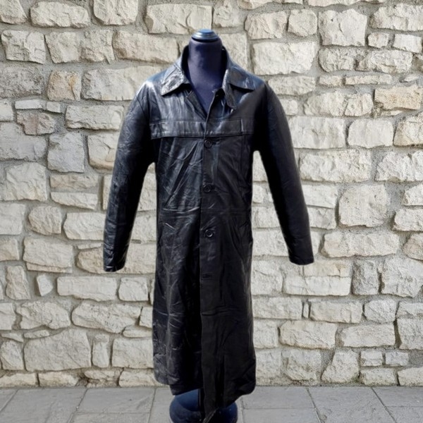 Long matrix leather coat vintage size XL