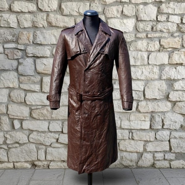 Vintage leather trench coat size M