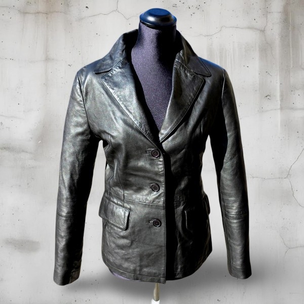 Vintage leather jacket size M