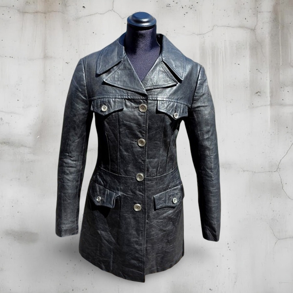 Vintage leather coat size M 